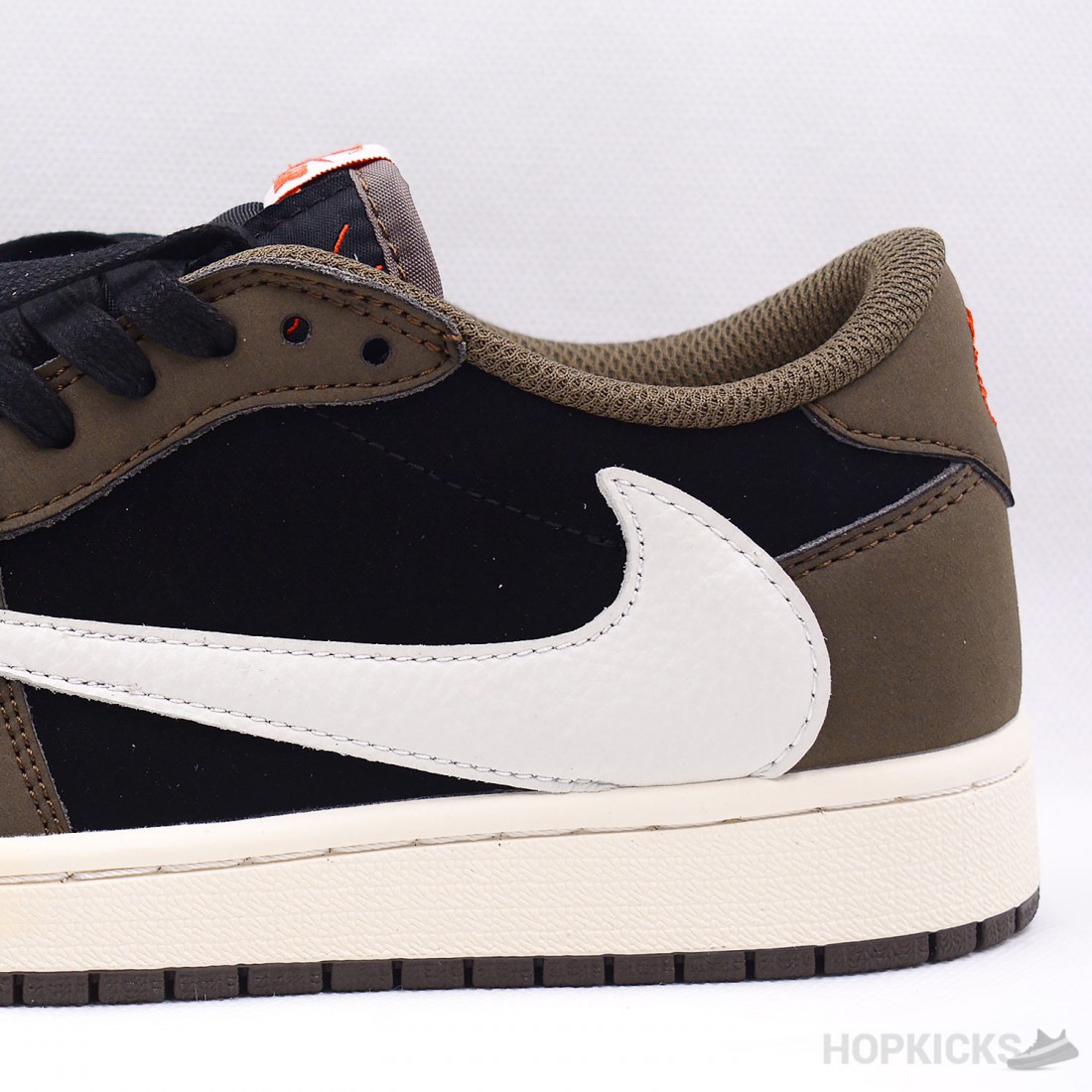 jordan low cactus jack